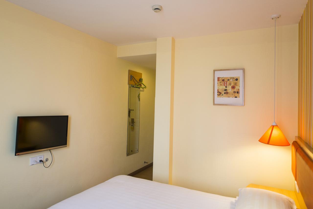 Home Inn Guangzhou Zhujiang New City מראה חיצוני תמונה